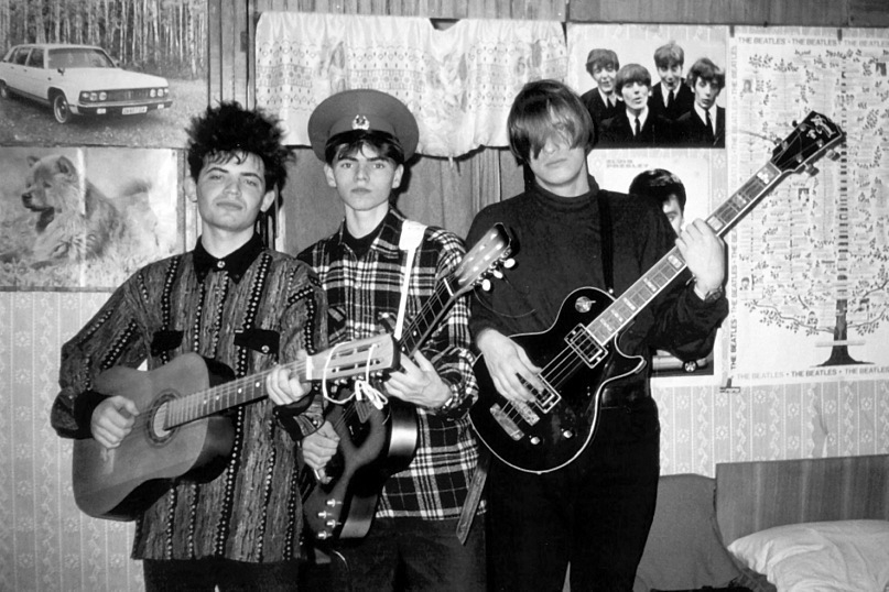 ПОД ПРИЦЕЛОМ — Изображение №7 — Брендинг, Графика на Dprofile