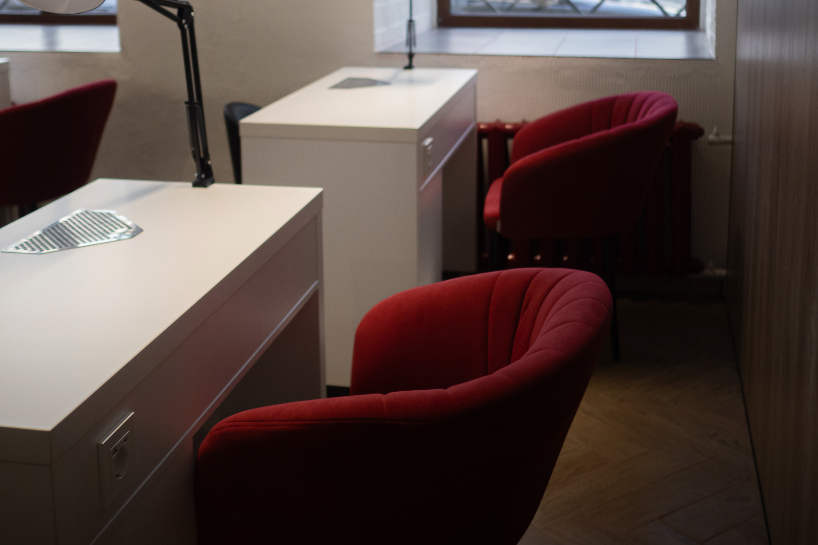 Большое Красное Яблоко | Ребрендинг ногтевой студии — Изображение №15 — Брендинг, Графика на Dprofile