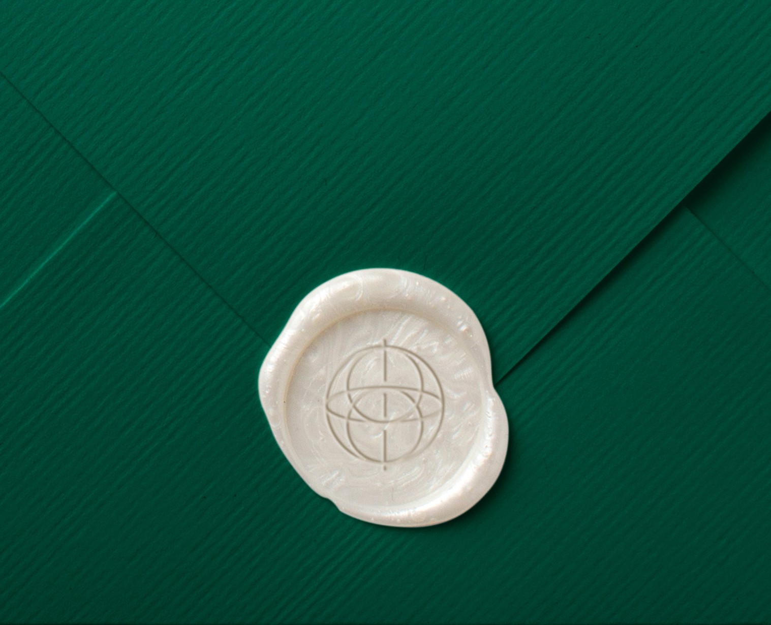 Prive Group | Премиальный сервис без границ — Брендинг на Dprofile