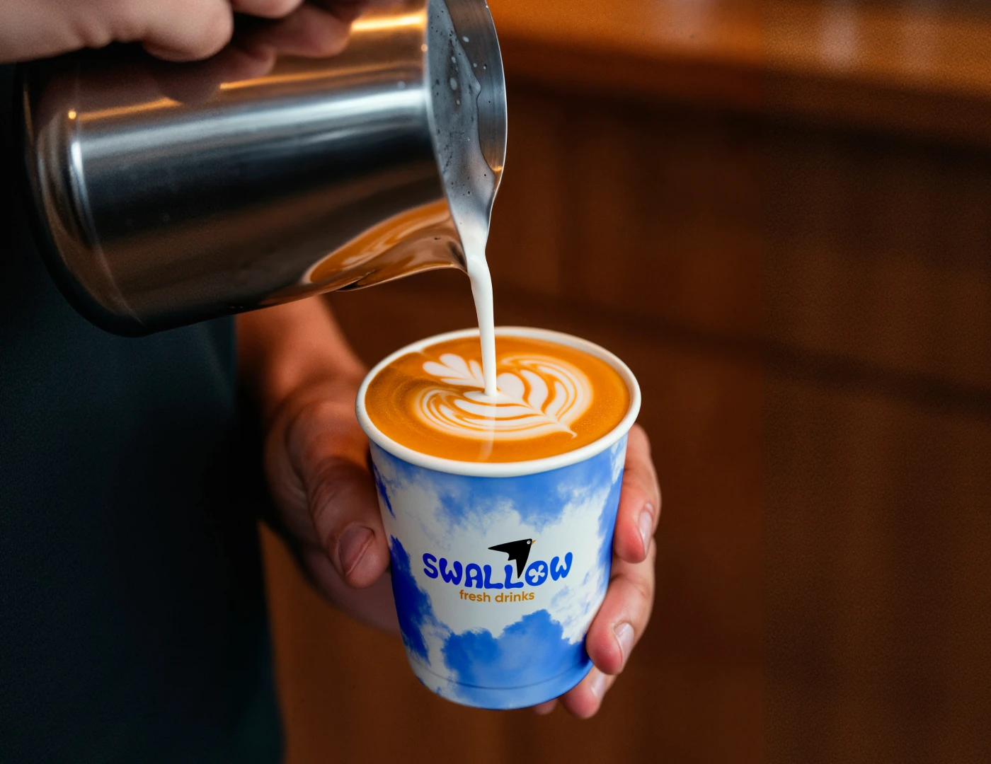 Swallow: Айдентика бренда Fresh-кофеен — Изображение №1 — Брендинг на Dprofile
