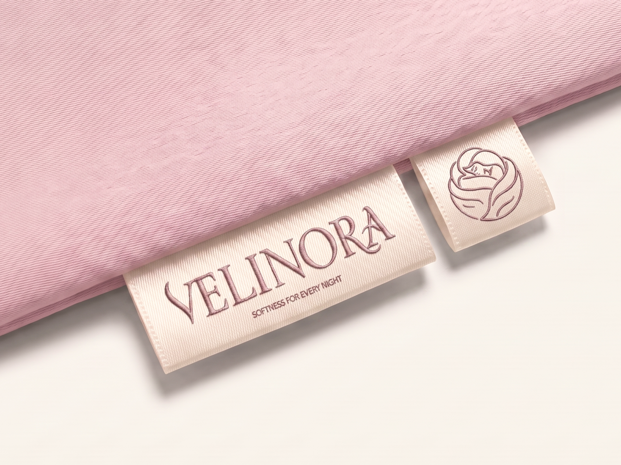 VELINORA | Фирменный стиль для бренда постельного белья — Изображение №12 — Брендинг на Dprofile