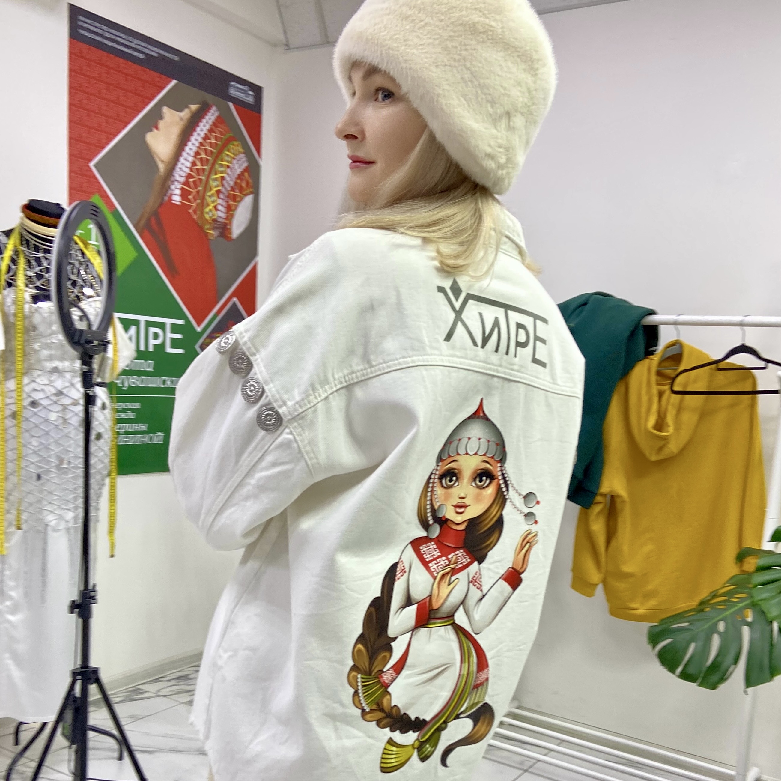 Бренд-персонаж Хитрешка для этно-бренда «Хитре» — Изображение №5 — Брендинг, Иллюстрация на Dprofile