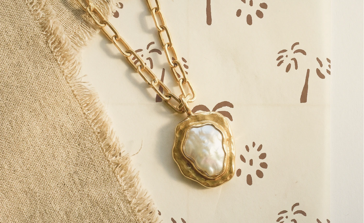 ai + design for jewelry brand | desert pearl — Изображение №17 — Брендинг, Графика на Dprofile