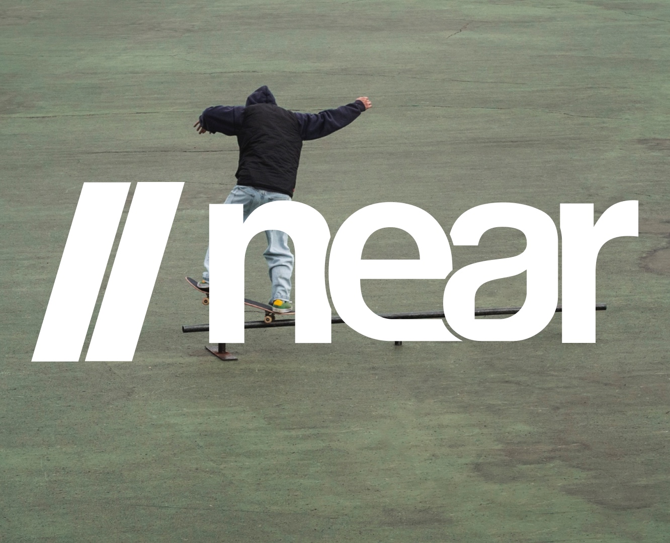 near / магазин одежды — Брендинг на Dprofile