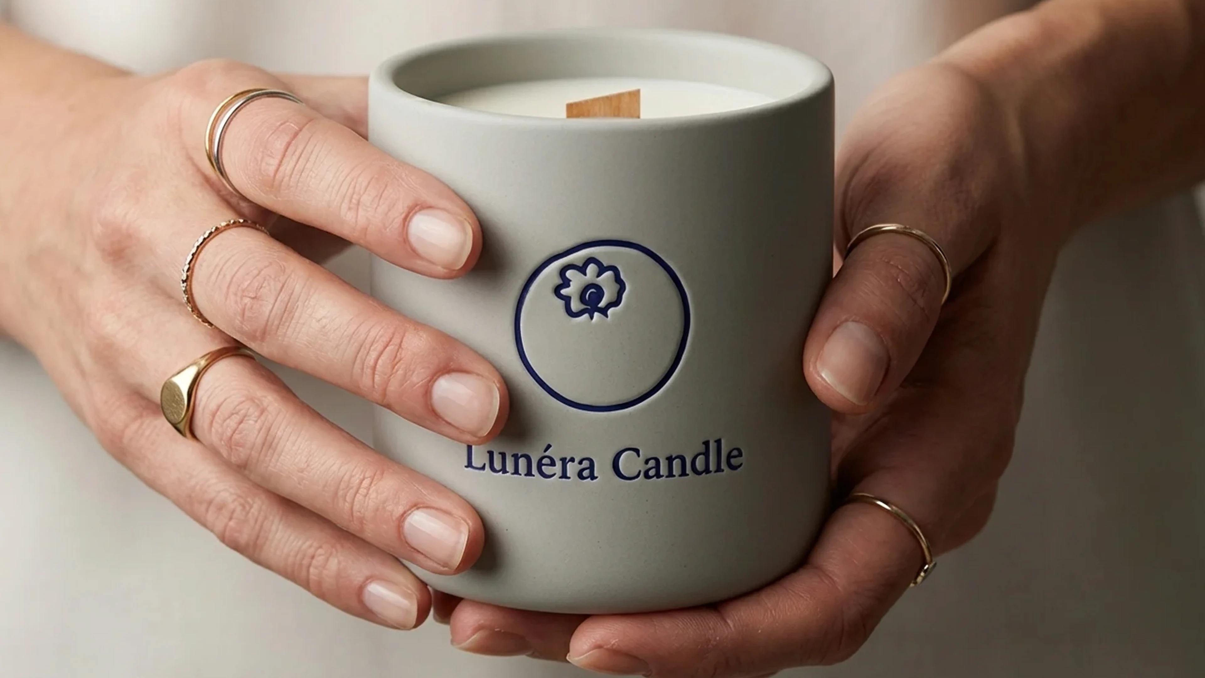 Lunéra Candle - packaging for candle brand — Изображение №1 — Брендинг на Dprofile