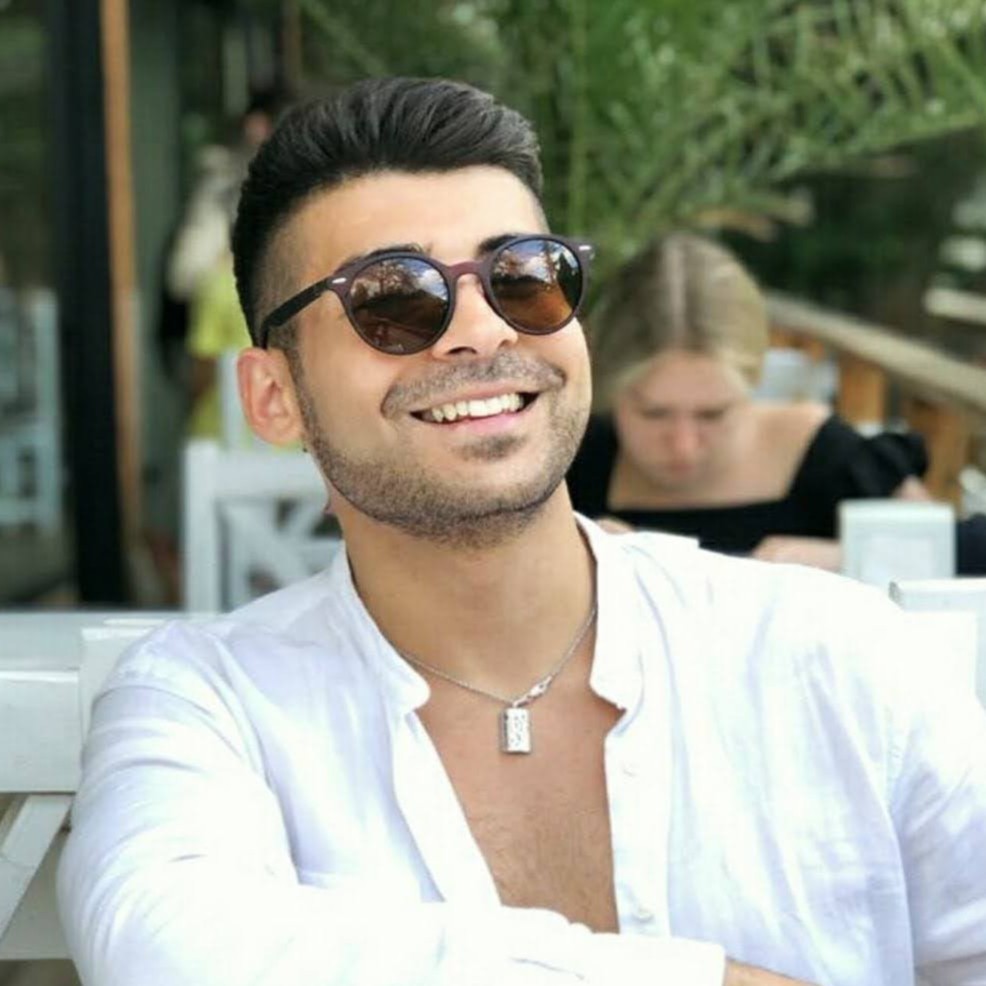 Аватар пользователя Томас Шагинян