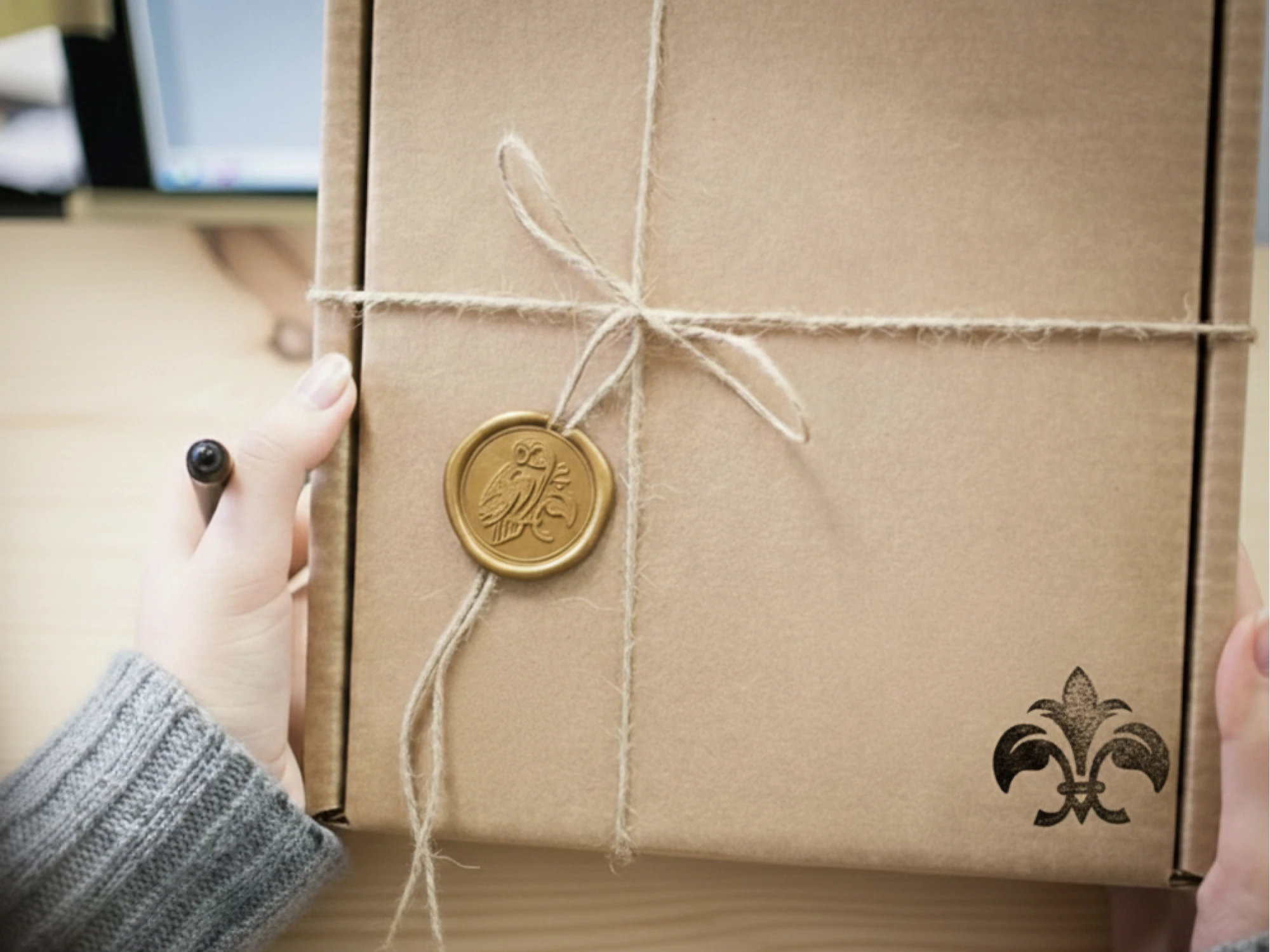 брендинга и айдентики для реставрационого бюро — Изображение №9 — Брендинг на Dprofile