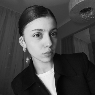 Аватар пользователя Арина Бурковская