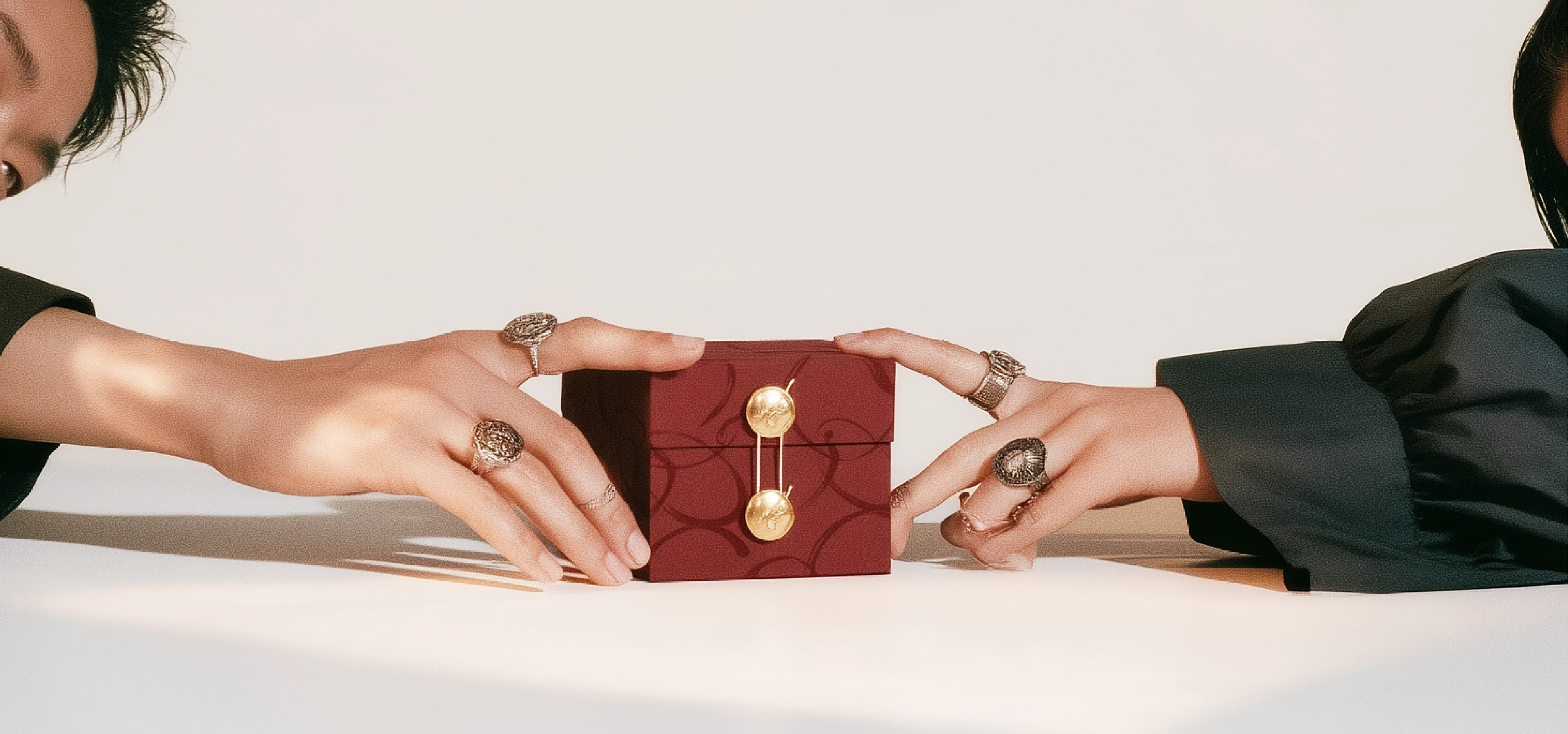OBRUCH | identity for a jewelry brand — Изображение №7 — Брендинг на Dprofile
