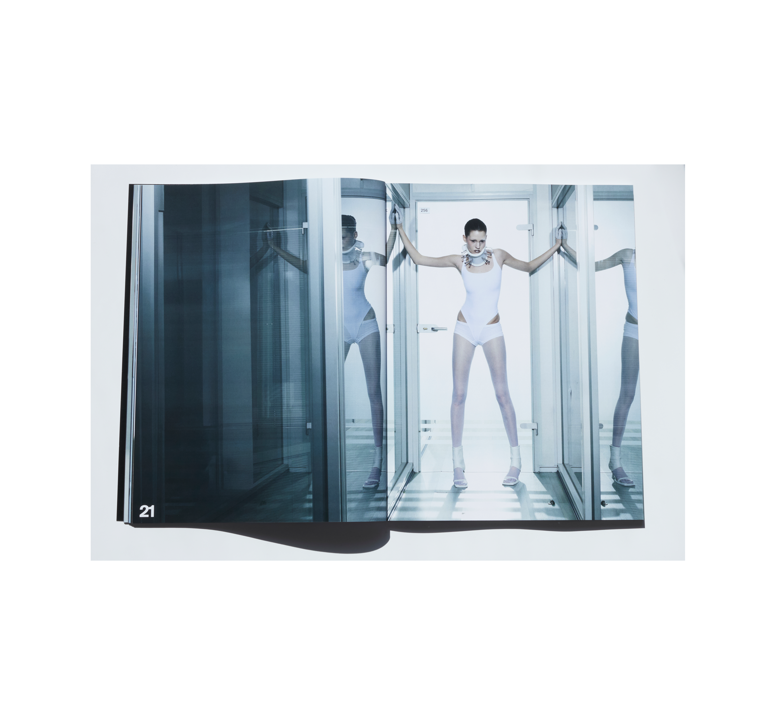 "RE:FORM" журнал для vizhuamore — Изображение №8 — Брендинг, Графика на Dprofile