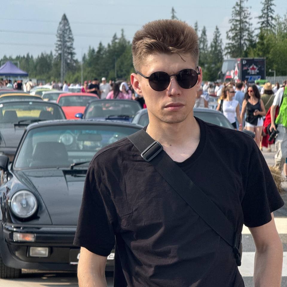 Аватар пользователя Александр Торговцев