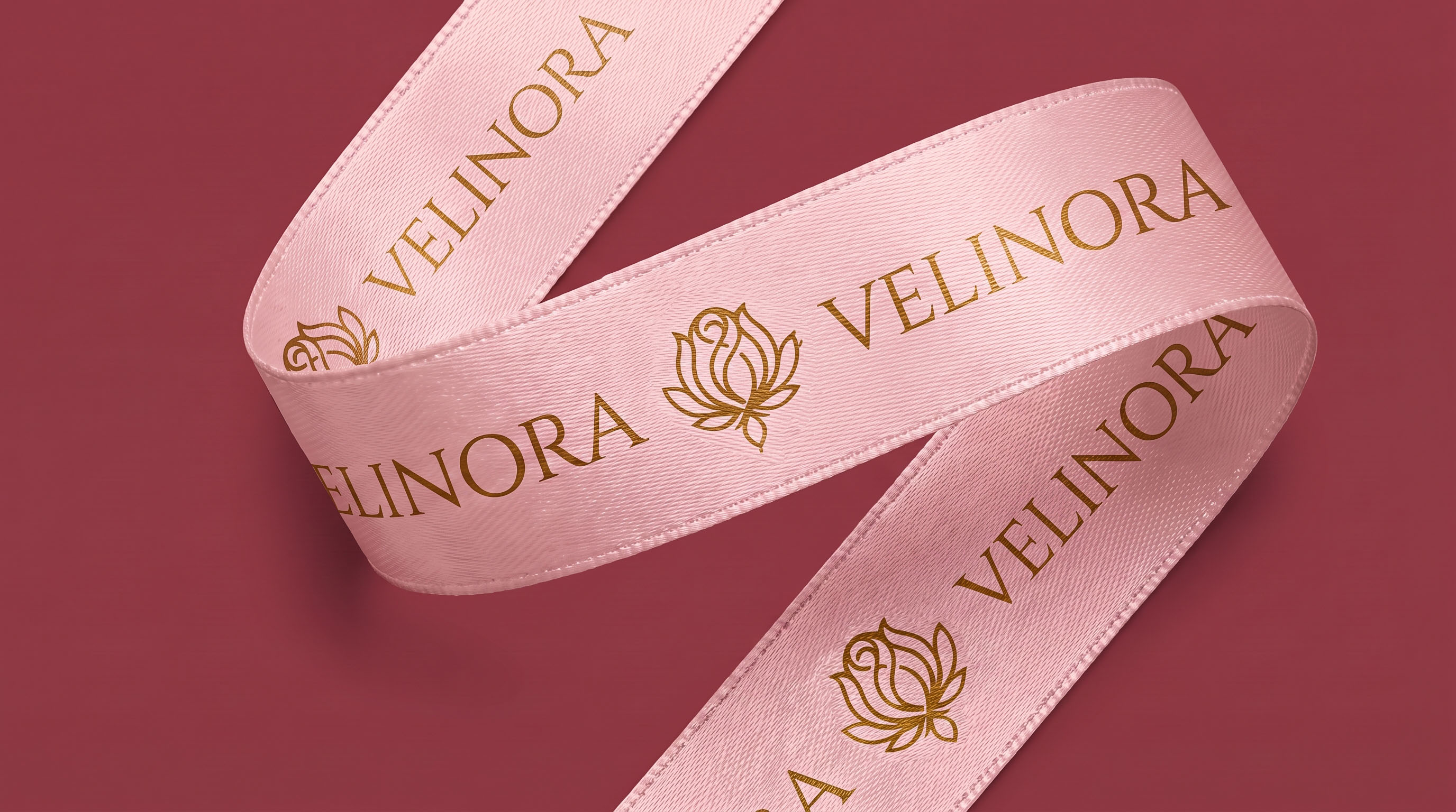 VELINORA айдентика/фирменный стиль для бренда постельного белья — Изображение №18 — Брендинг на Dprofile
