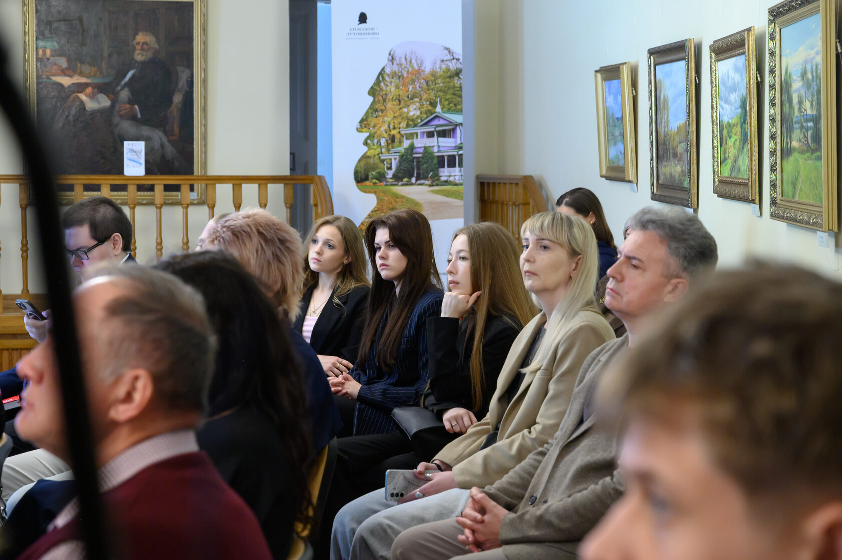 Дискуссионный клуб о культурном коде страны "Мосты" — Изображение №3 — Брендинг, Маркетинг на Dprofile
