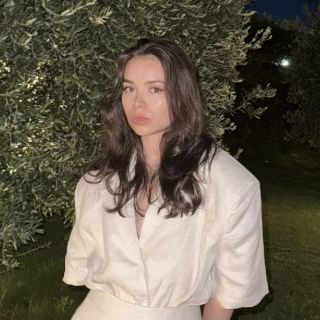 Аватар пользователя Элеонора Нелюбова