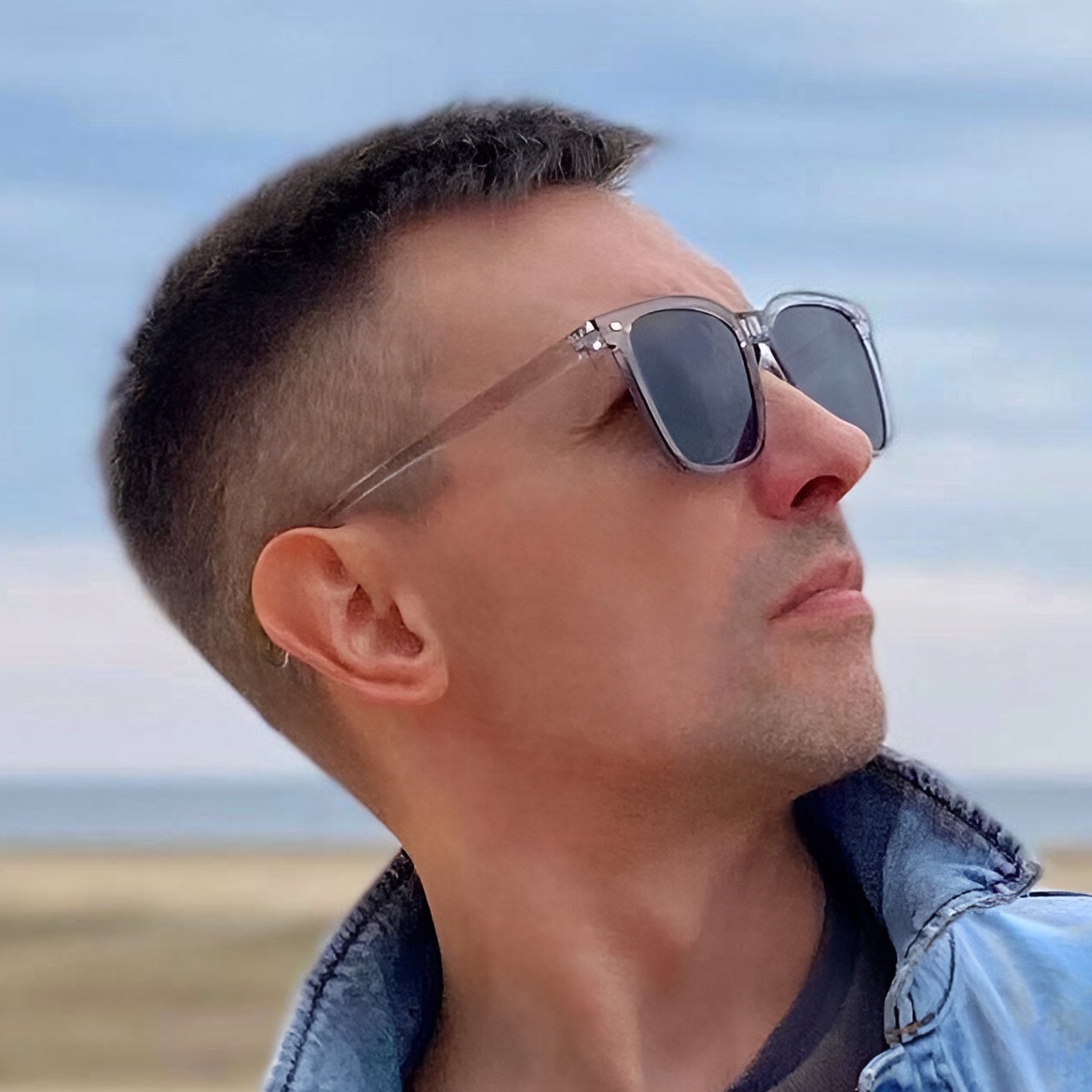 Аватар пользователя Максим Кондратов