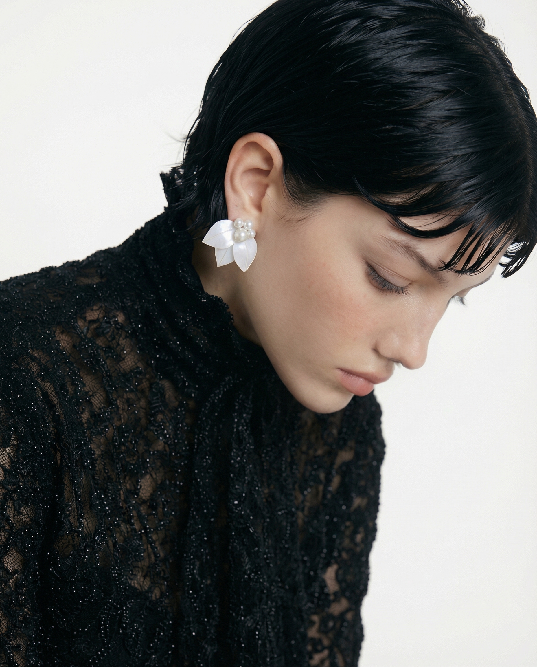 AI fashion campaign Katerina Jewellery 42 — Изображение №4 — Нейро на Dprofile