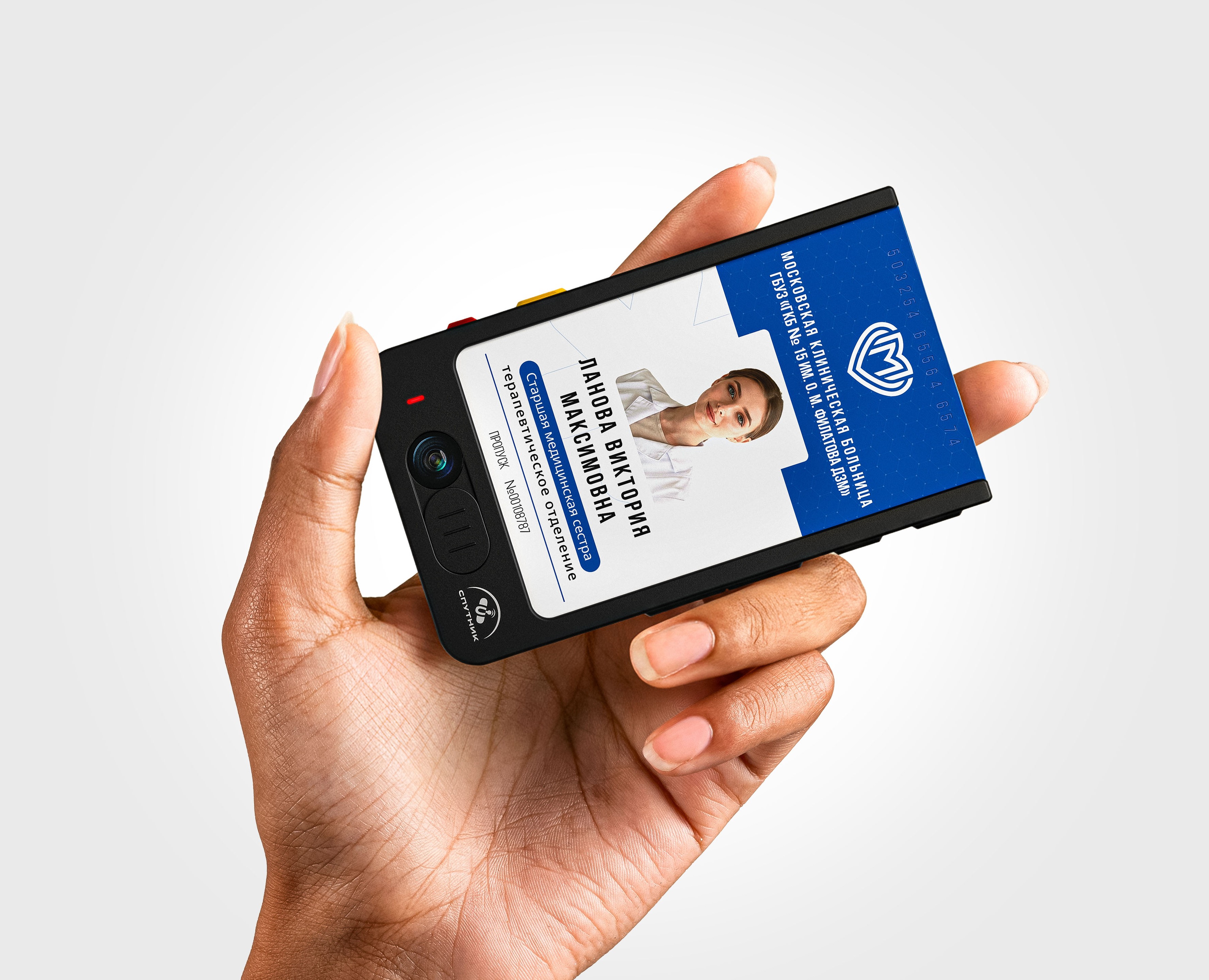 Wearable Smart Badge «SPUTNIK» — 3D, Промдизайн на Dprofile