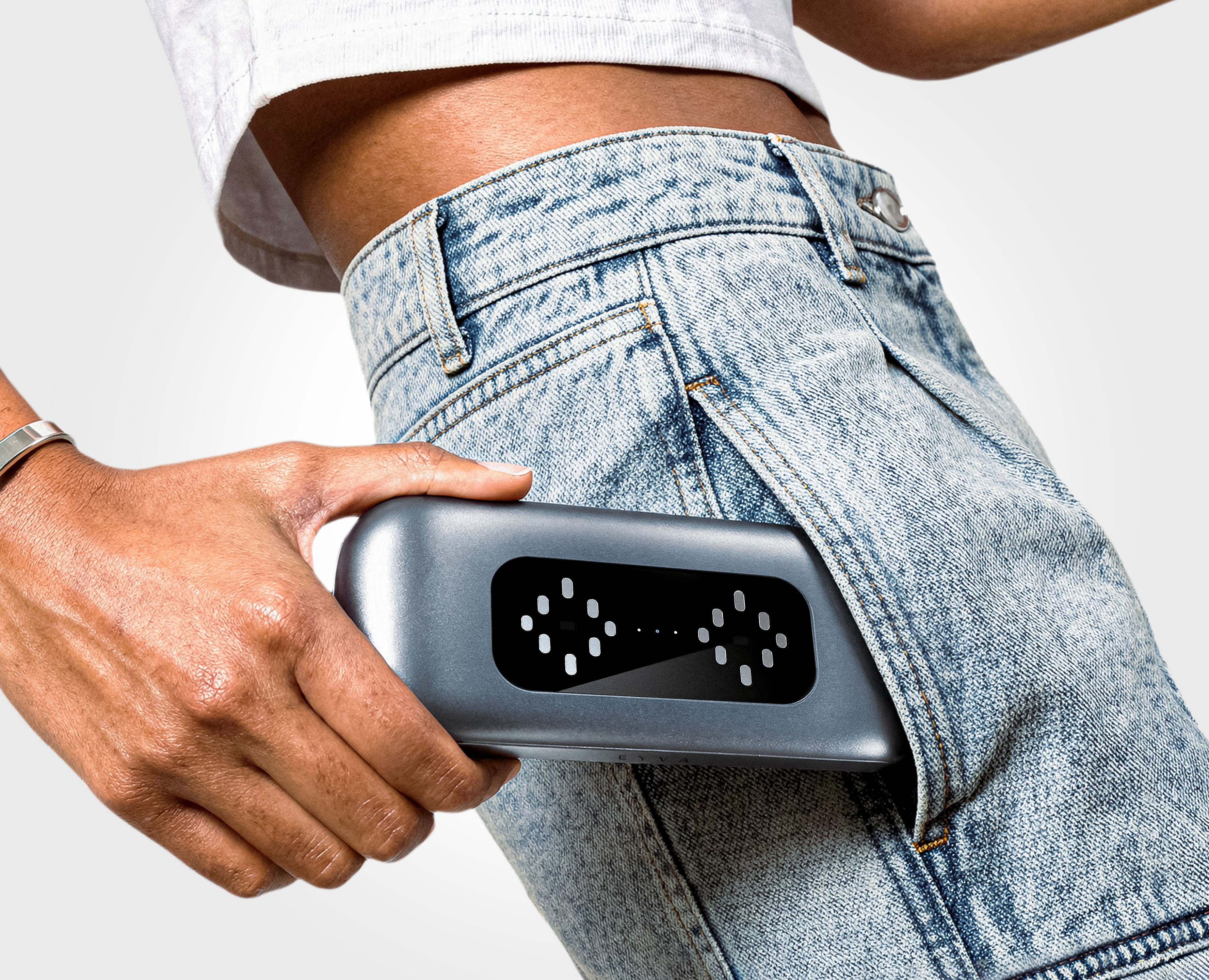 EYVA — Wellness Device на Dprofile
