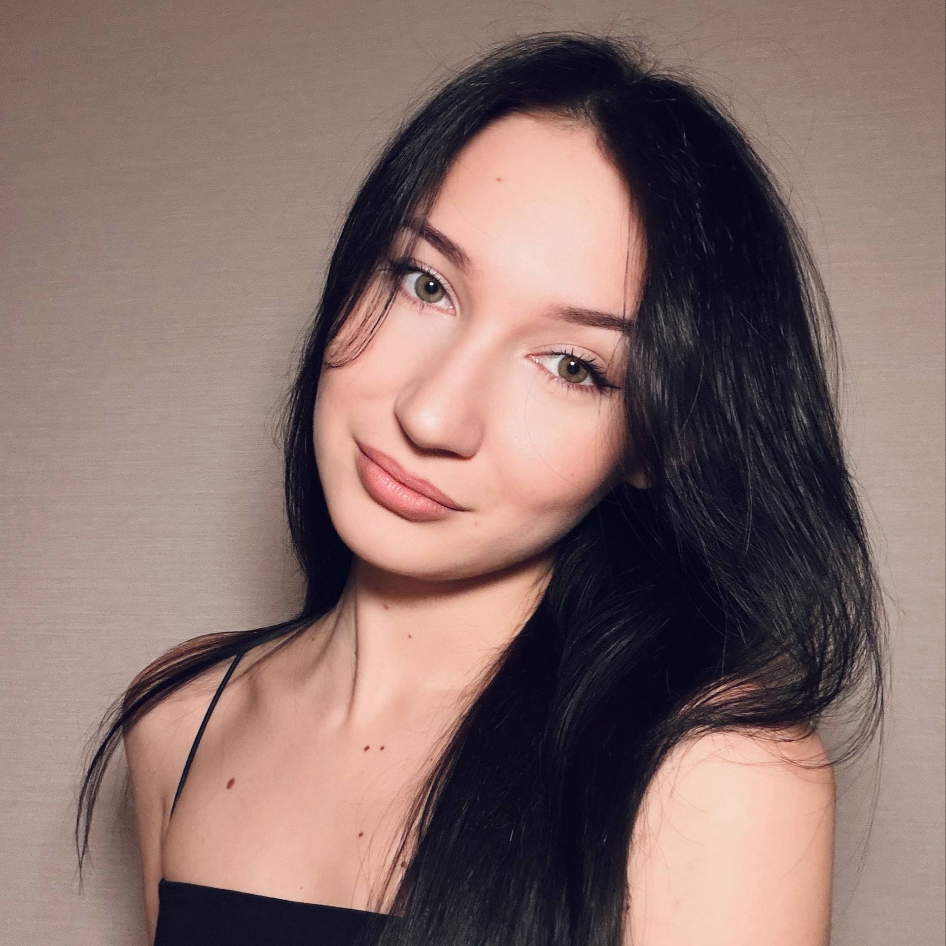 Аватар пользователя Виолетта Гобозова