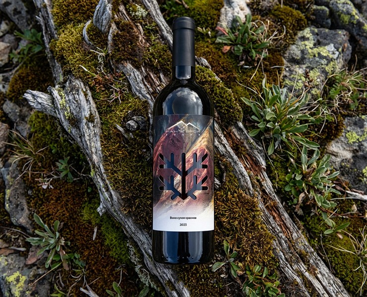 Винная этикетка для курорта "Манжерок" на Dprofile