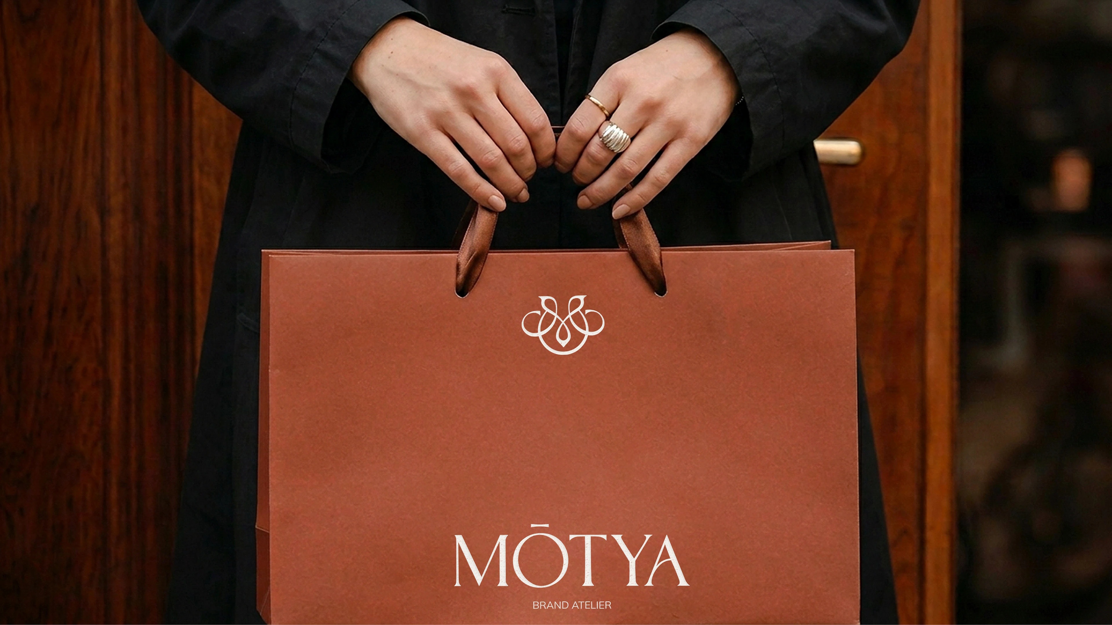 MŌTYA | Бренд женской одежды — Изображение №12 — Брендинг на Dprofile