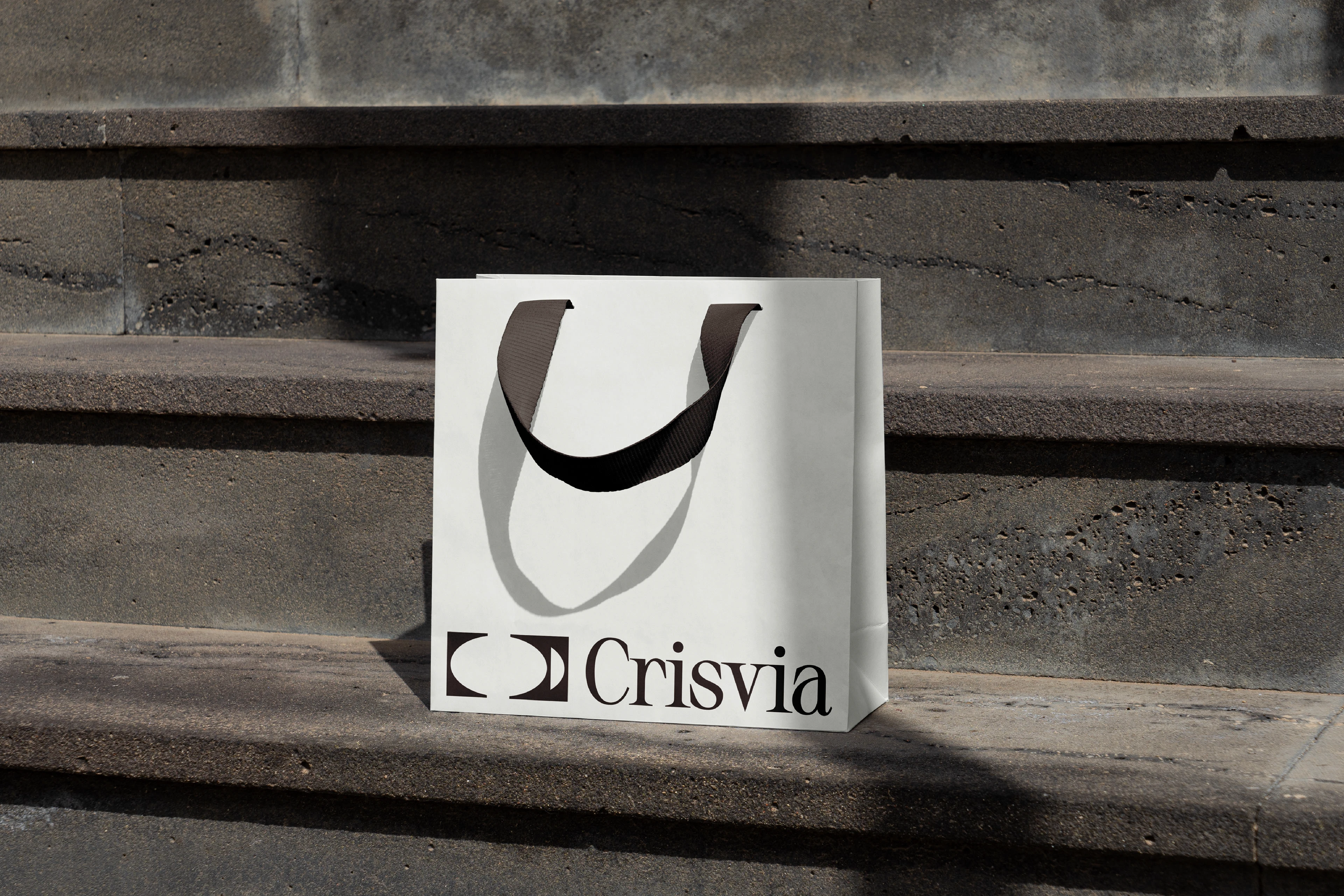 CRISVIA | Айдентика для бренда классической обуви — Изображение №13 — Брендинг на Dprofile