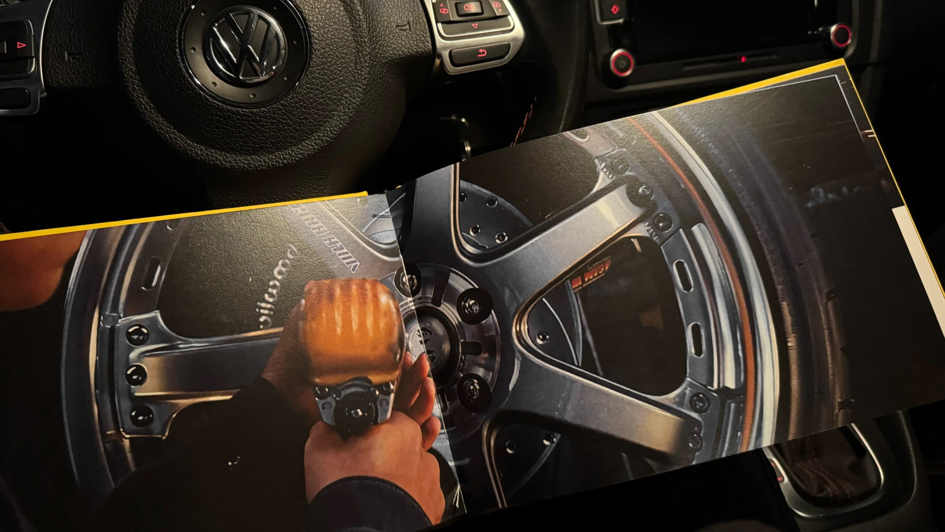 Двигатель образа — Дизайн книги визуального исследования — Изображение №10 — Брендинг, Графика на Dprofile