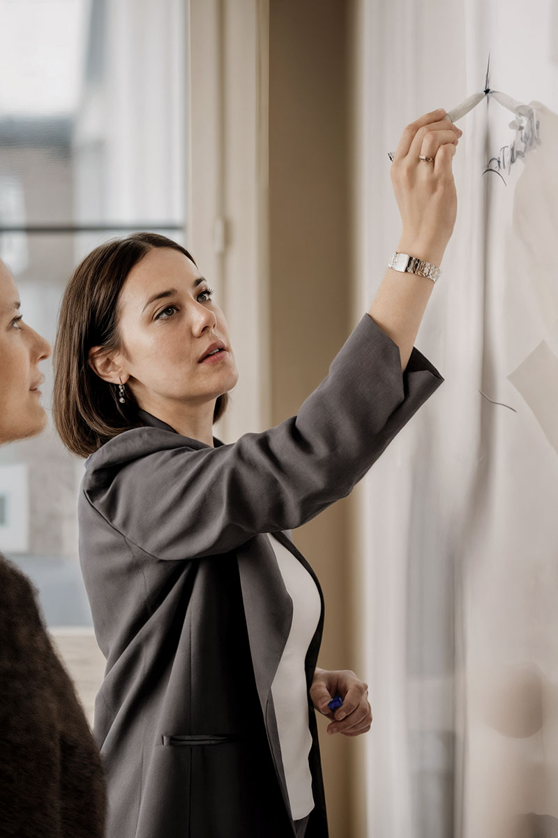 Strelka — Изображение №7 — Брендинг на Dprofile