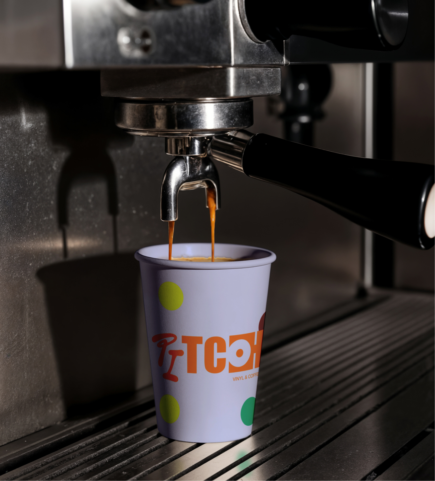 PITCH. Vinyl & Coffee brand identity — Изображение №6 — Брендинг на Dprofile