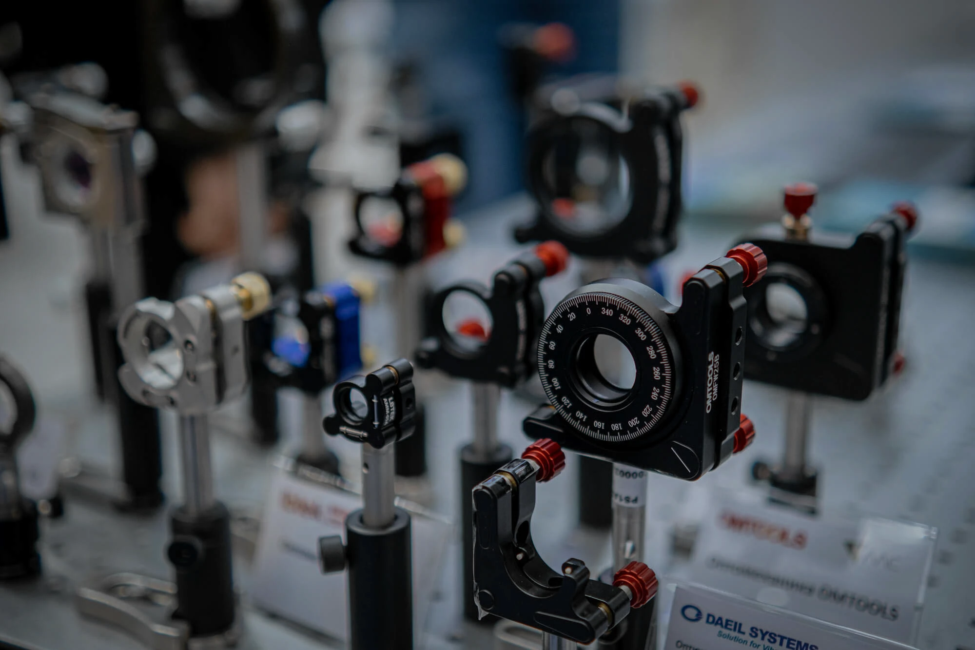 Лаборатория оптики и фотоники — Изображение №16 — Графика, Маркетинг на Dprofile