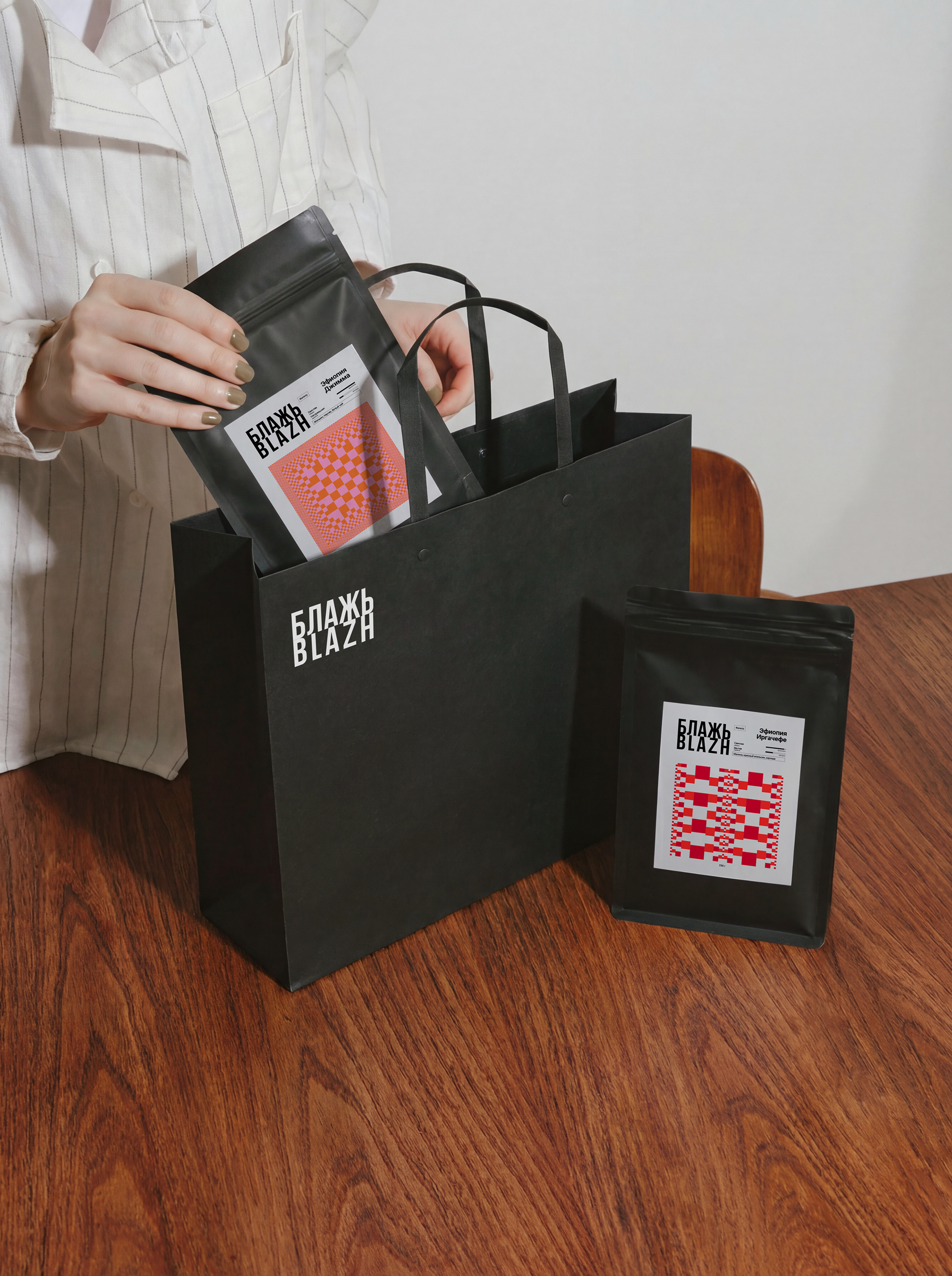 [БЛАЖЬ | BLAZH] айдентика и упаковка роастера спешалти кофе — Изображение №4 — Брендинг на Dprofile