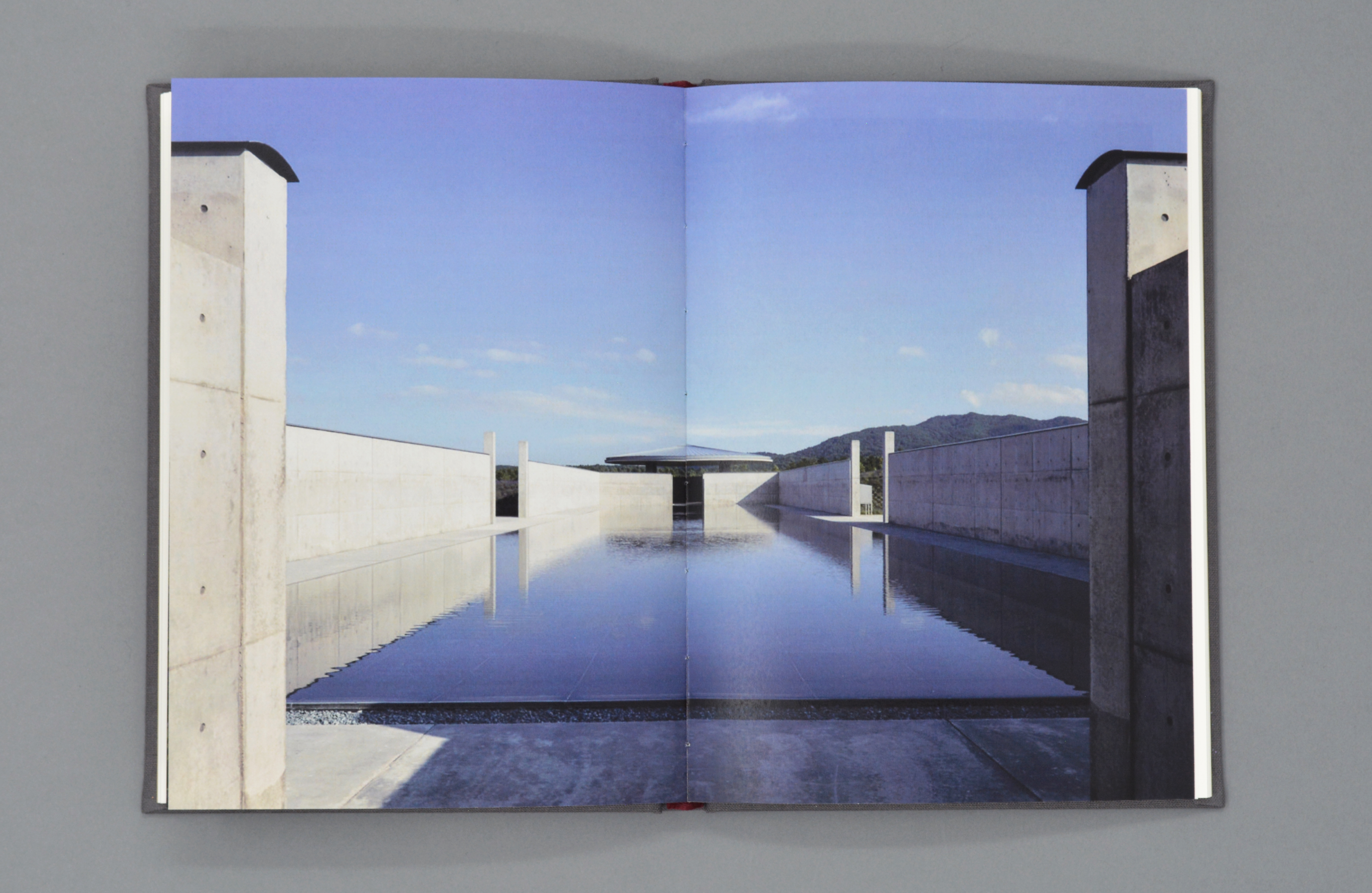 Книга SAMĀDHI. Индийская философия и современное искусство — Изображение №15 — Брендинг, Графика на Dprofile