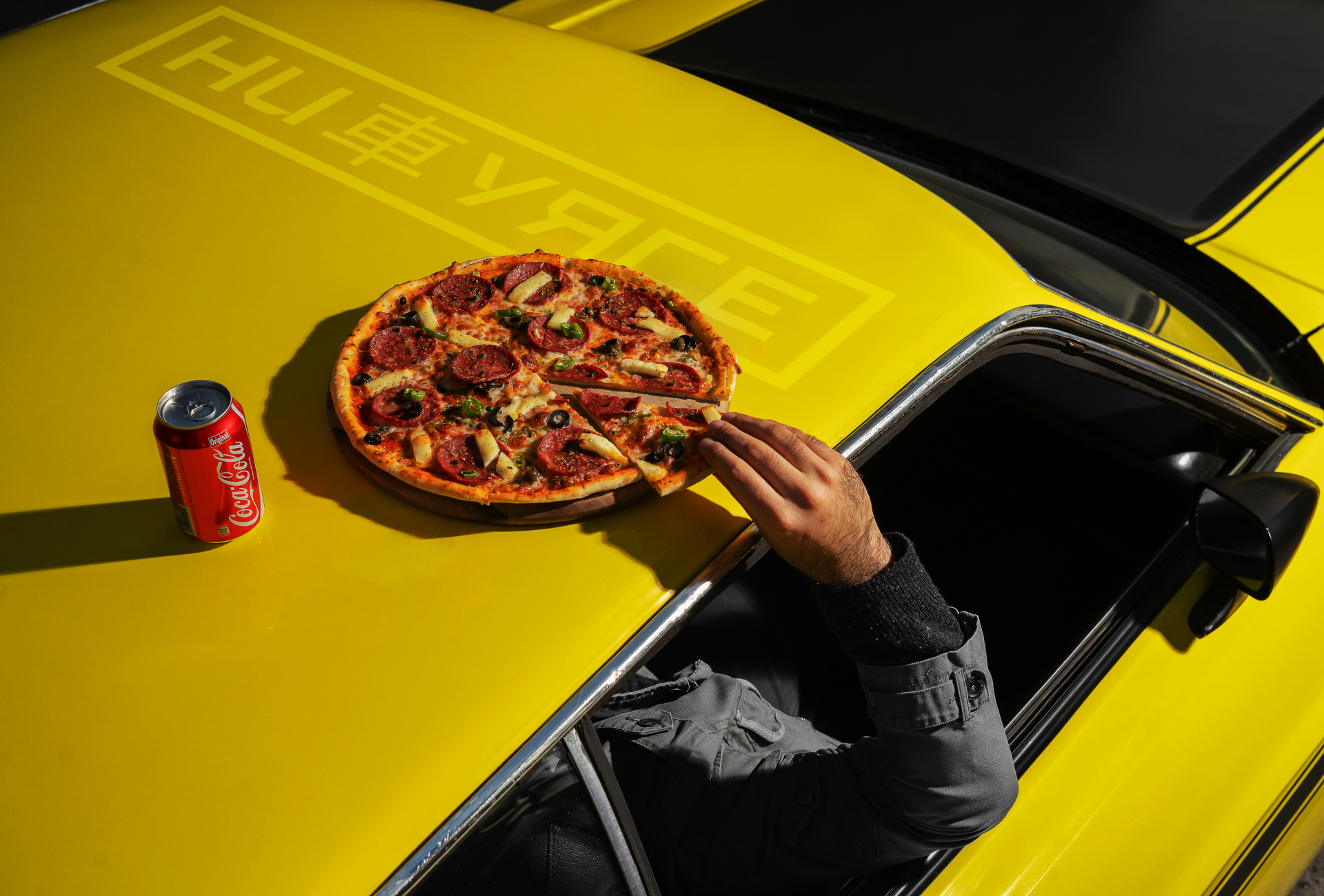 НИ車УЯСЕ | Гараж-бар | Логотип, фирстиль и соцсети — Изображение №5 — Интерфейсы, Брендинг на Dprofile