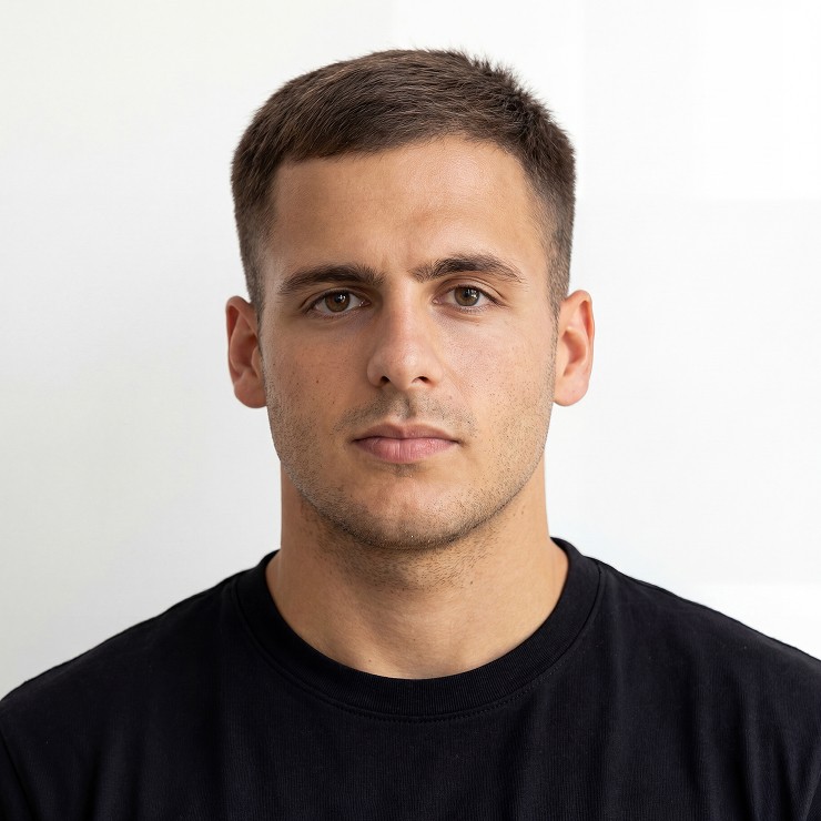 Аватар пользователя Максим Петров