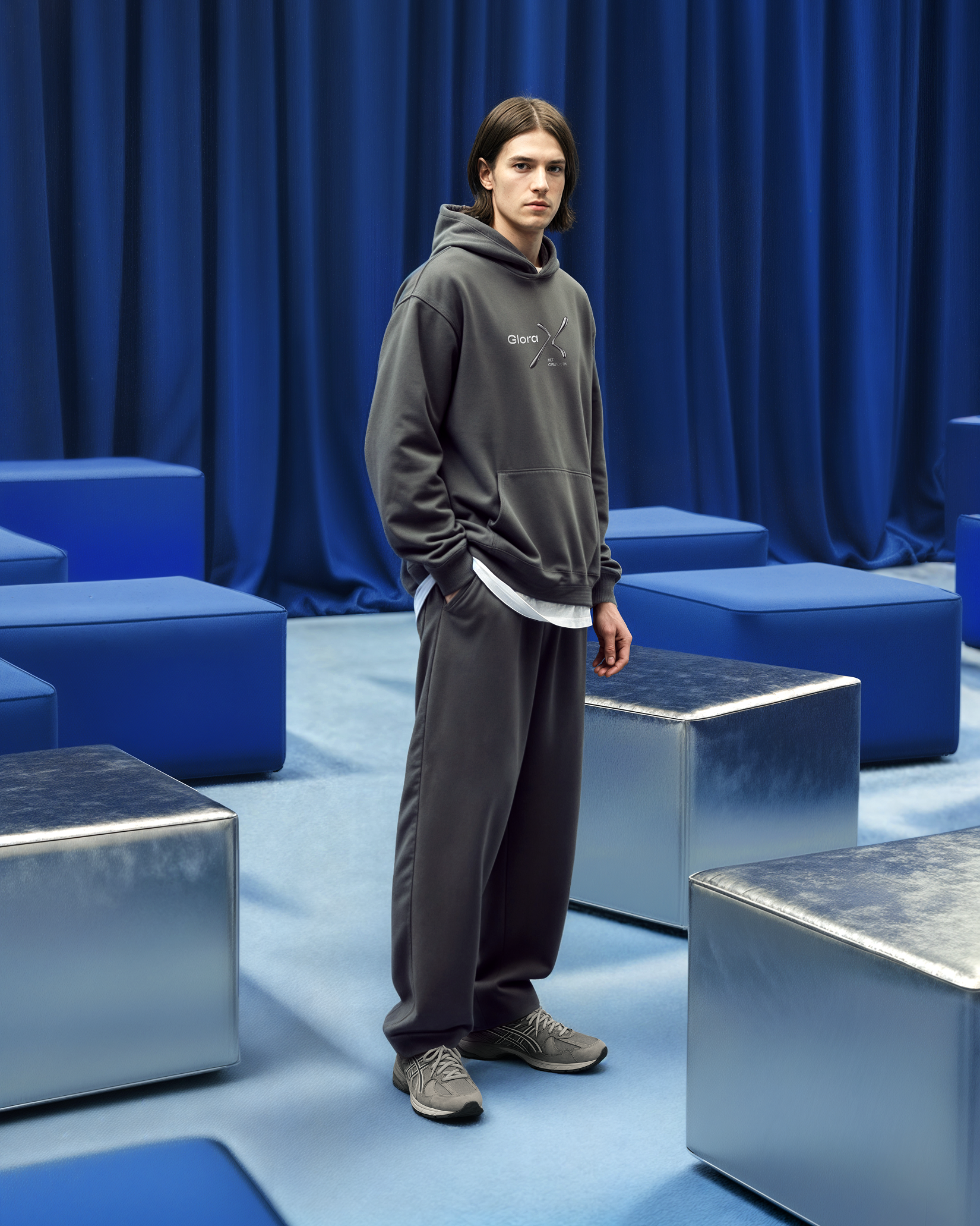 Мерч к юбилею федерального девелопера GloraX — Изображение №4 — Брендинг, Графика на Dprofile