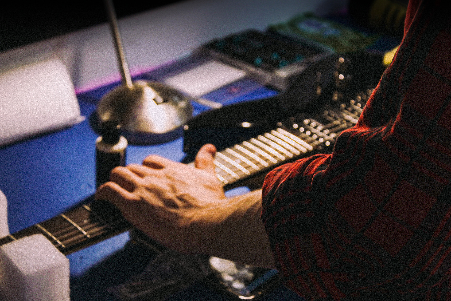 Айдентика для музыкального магазина «Пространство звука» — Изображение №13 — Брендинг, Графика на Dprofile