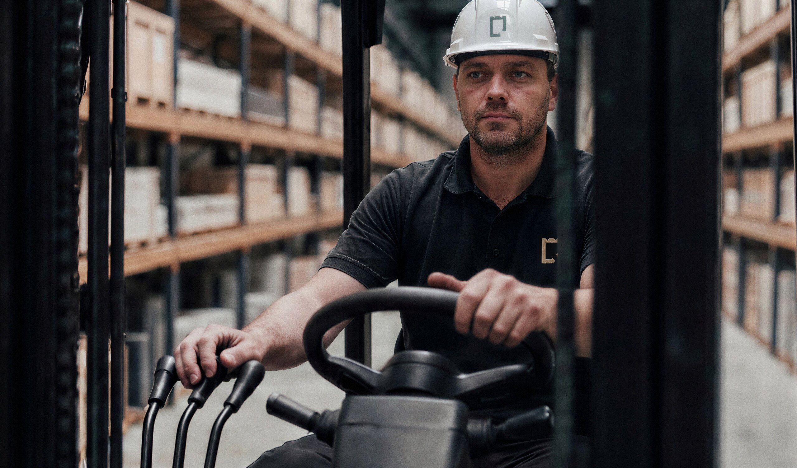 Логотип и фирменный стиль для производственной компании — Изображение №13 — Брендинг на Dprofile