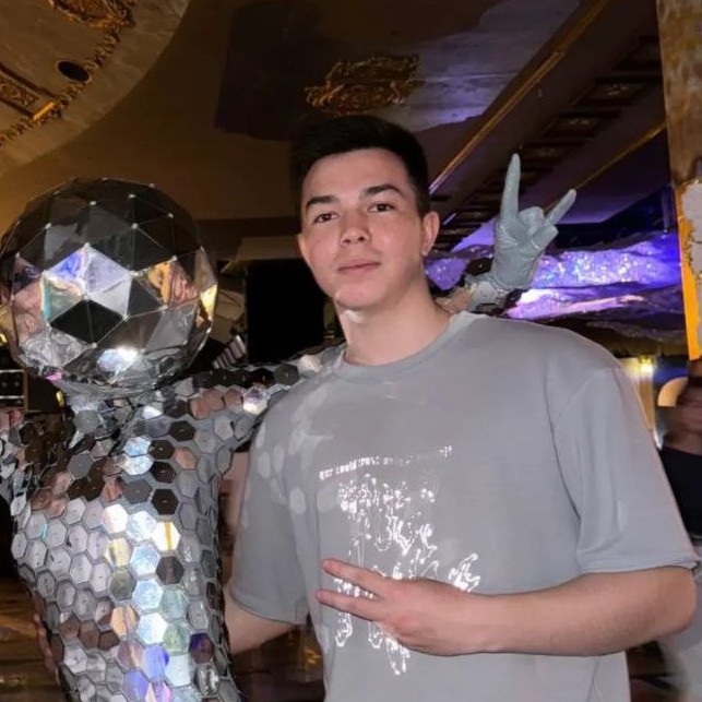 Аватар пользователя Евгений Кайгородов