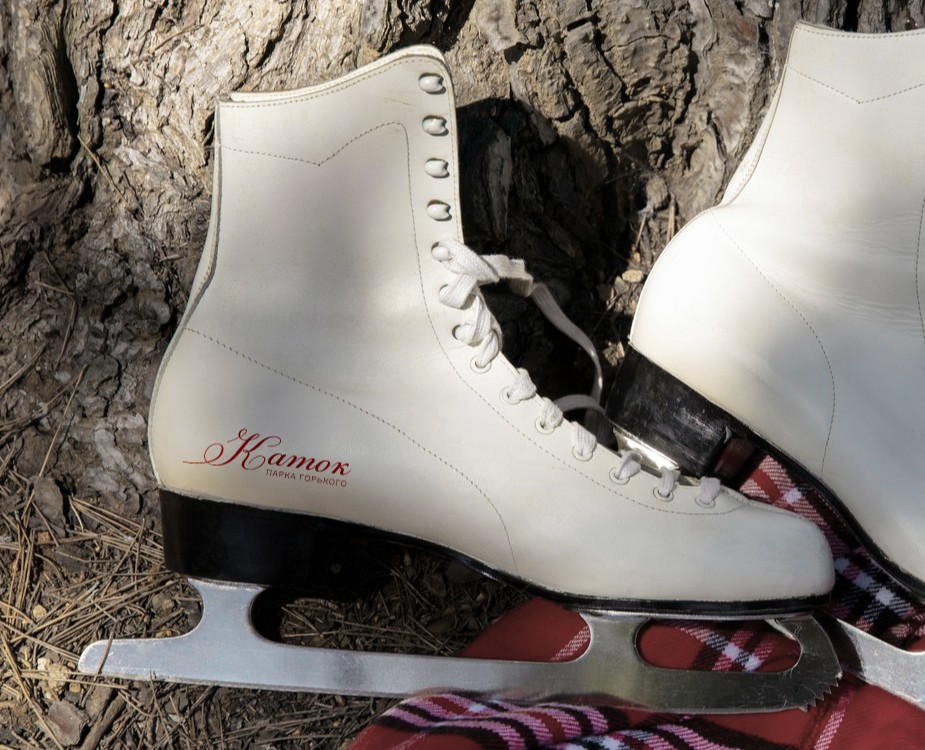 Концепция айдентики для катка Парка Горького на Dprofile