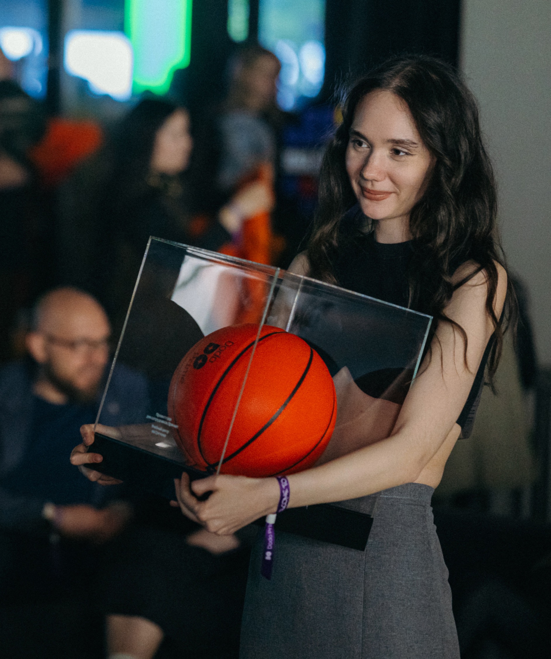 Dodo Prime 2025: KV и оформление — Изображение №13 — Брендинг, Анимация на Dprofile