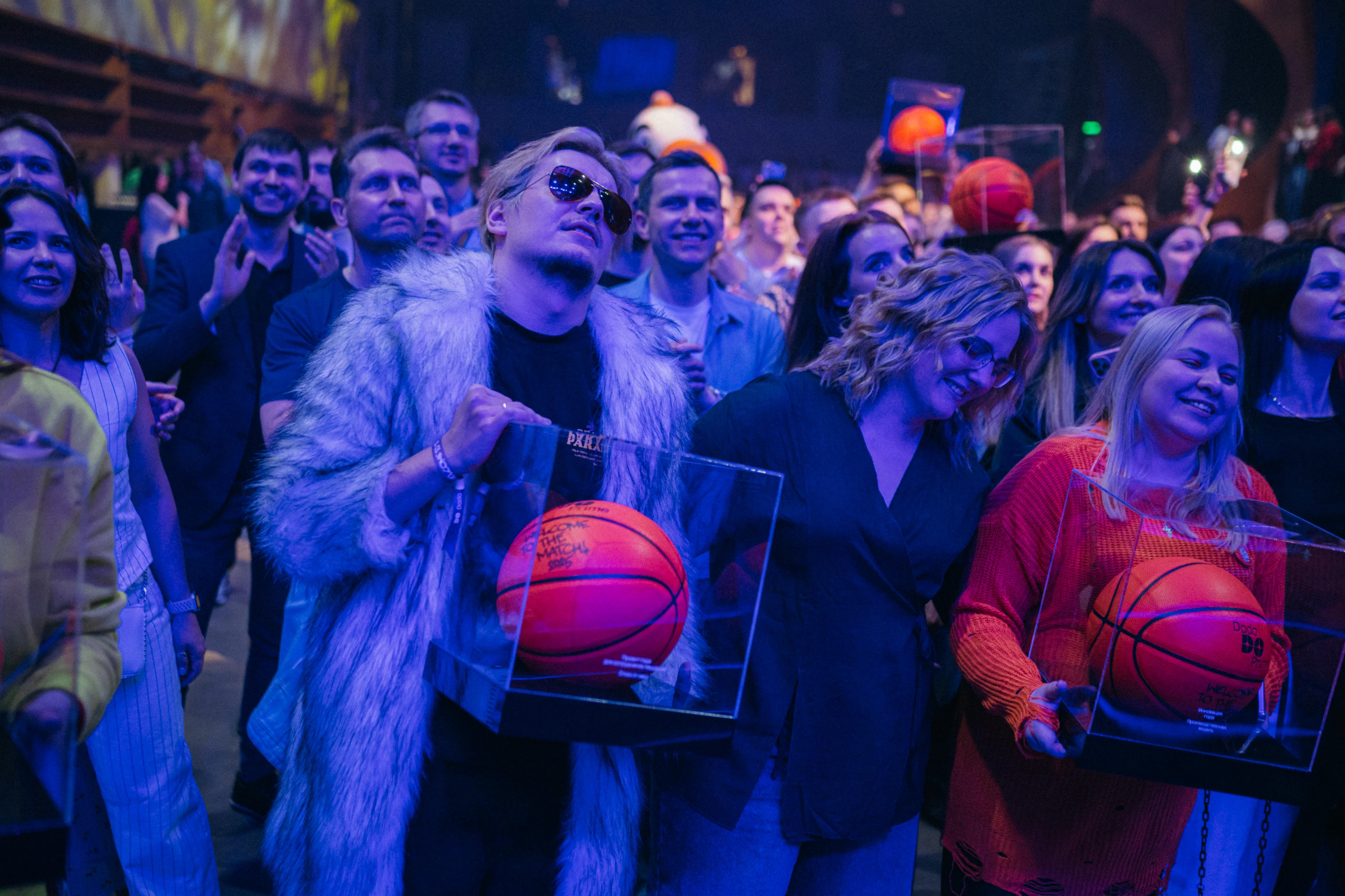 Dodo Prime 2025: KV и оформление — Изображение №14 — Брендинг, Анимация на Dprofile