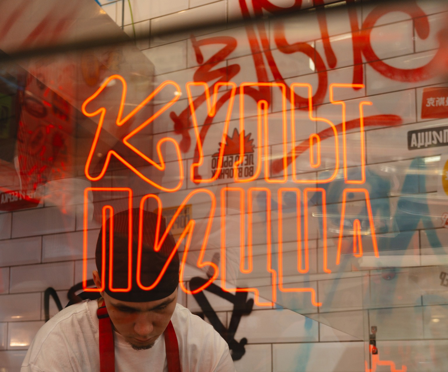 Культ Пицца. Оформление офлайн-точки — Изображение №20 — Брендинг, Графика на Dprofile