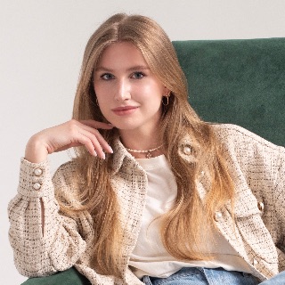Аватар пользователя Арина Репьева