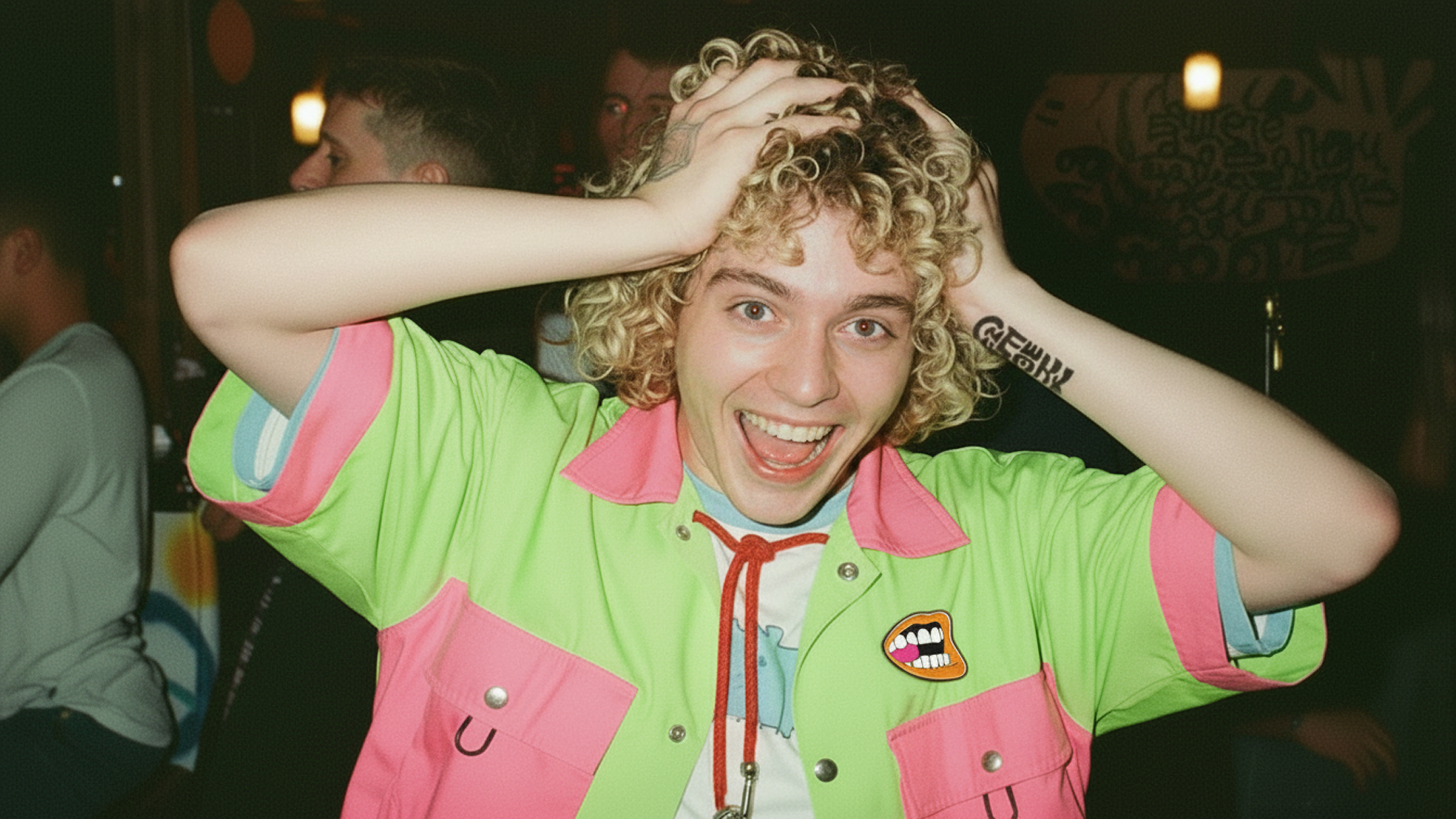 СмеШОКК — Изображение №5 — Брендинг на Dprofile