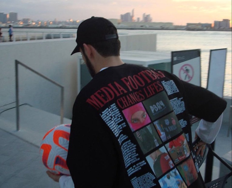 Футбол и уличный стиль на лекалах от Nikifillini. — Брендинг на Dprofile