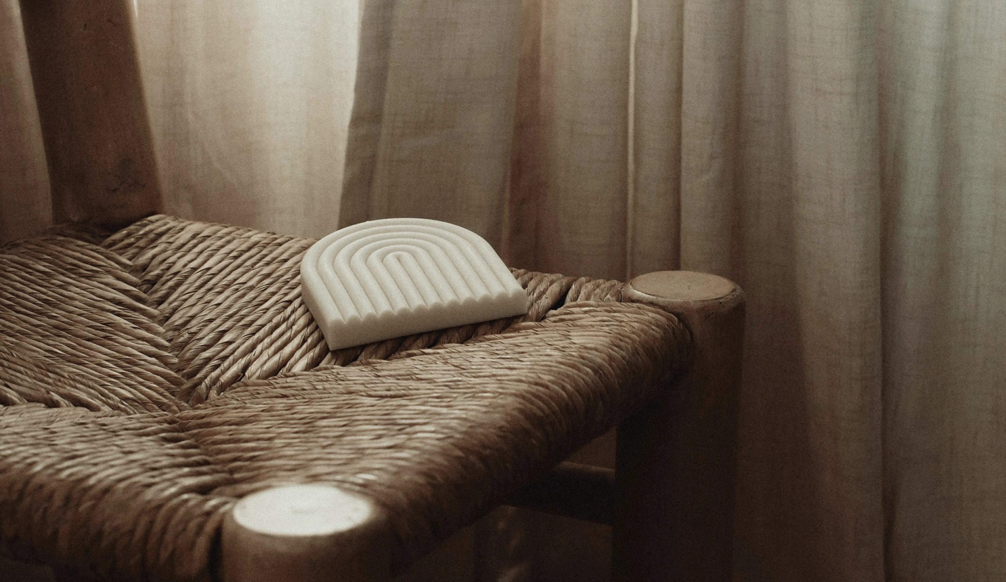 LAWA - candle store, e-commercy design — Изображение №2 — Интерфейсы, Брендинг на Dprofile