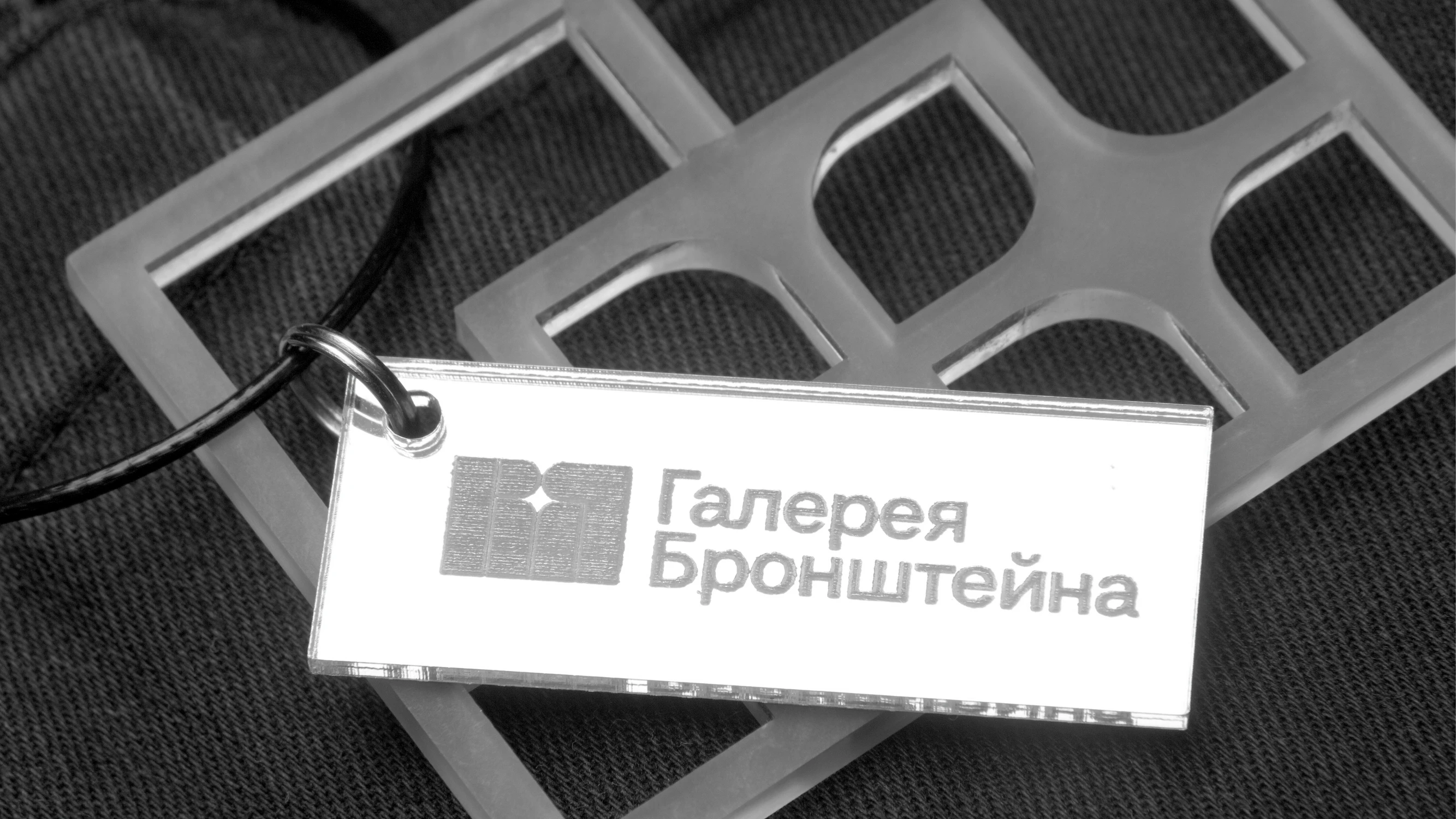 Галерея Виктора Бронштейна — Изображение №49 — Брендинг, Графика на Dprofile