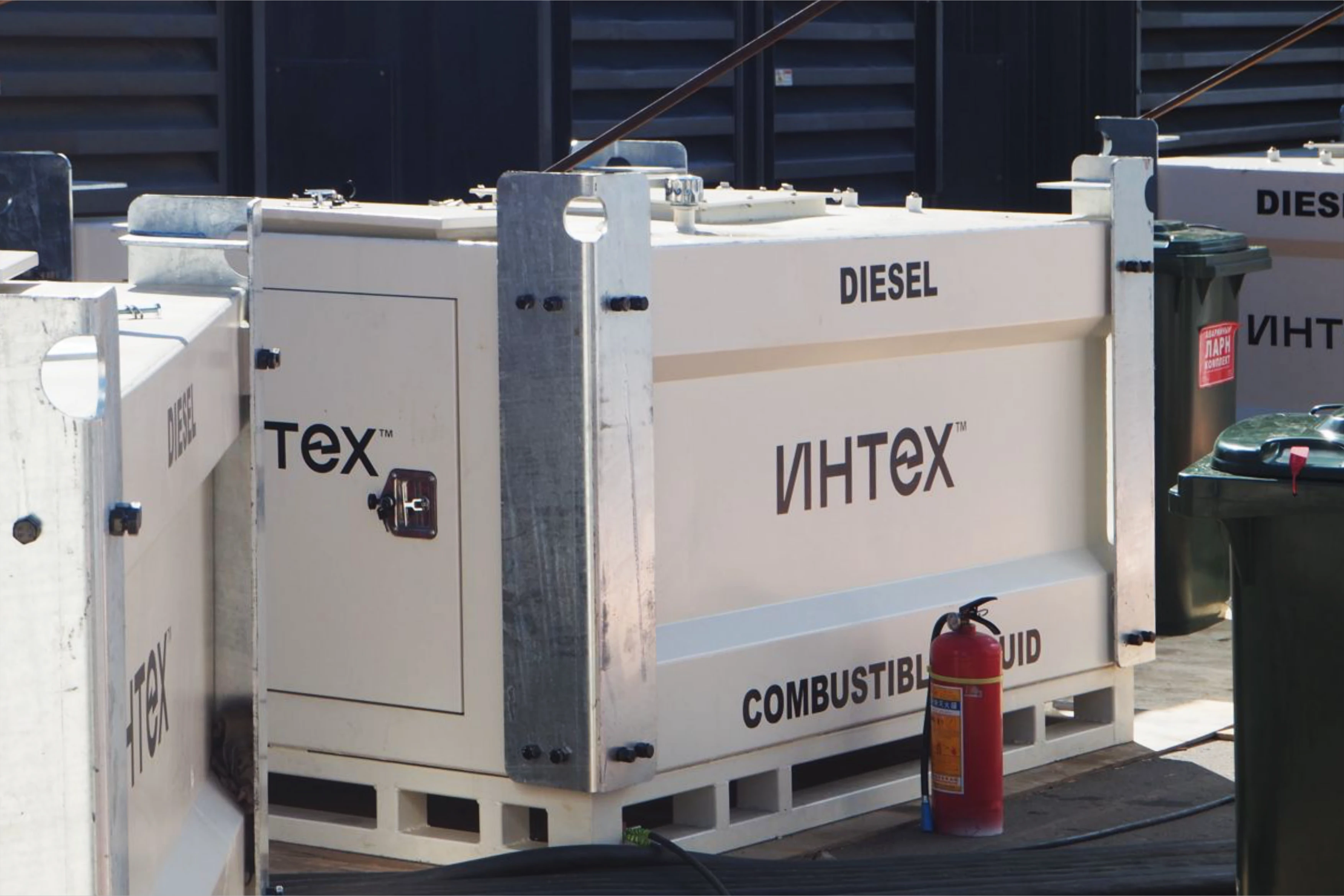 Фирменный стиль производителя дизельных генераторов — Изображение №2 — Брендинг на Dprofile