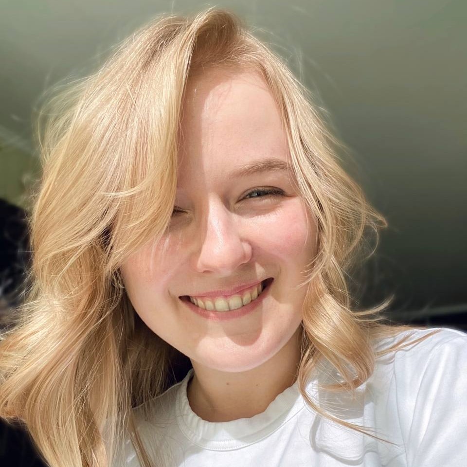 Аватар пользователя Лаура Стрелка