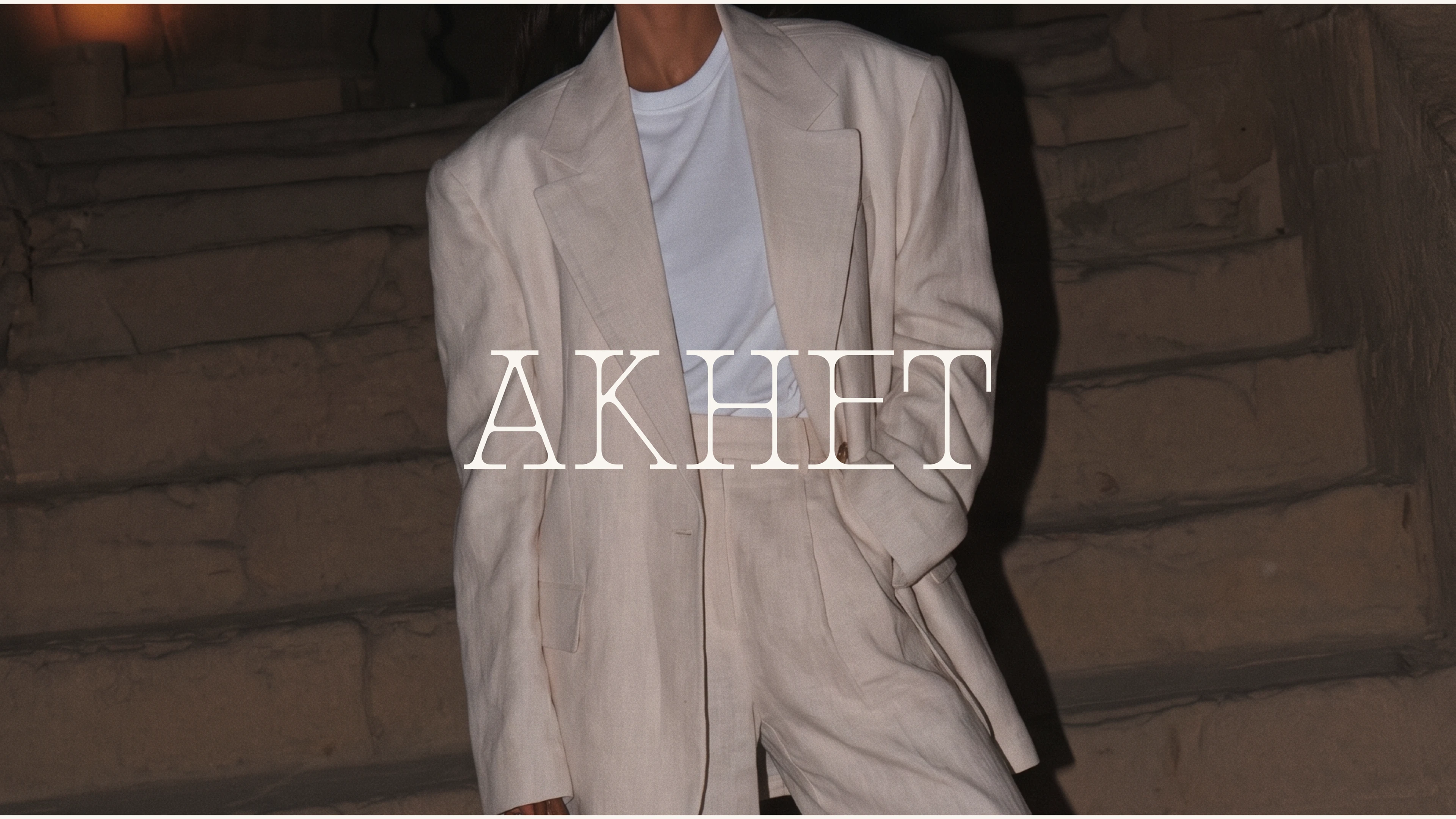 AKHET | Айдентика египетского бренда женской одежды — Изображение №3 — Брендинг на Dprofile